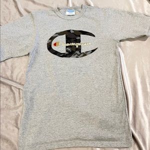 Champion CAMO/GOLD T-Shirt